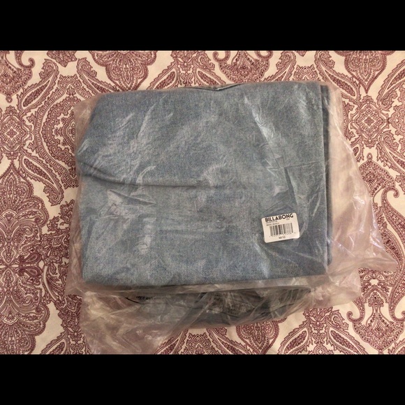 NWT Billabong Basic Beach Relaxed Overalls - Picture 5 of 8